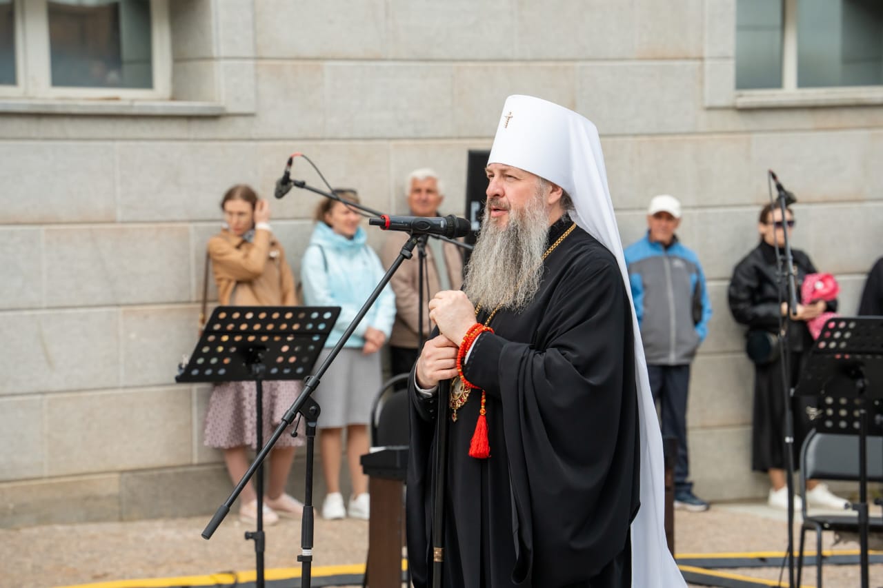 На Соборной площади прошел концерт «Я — внук того солдата» 